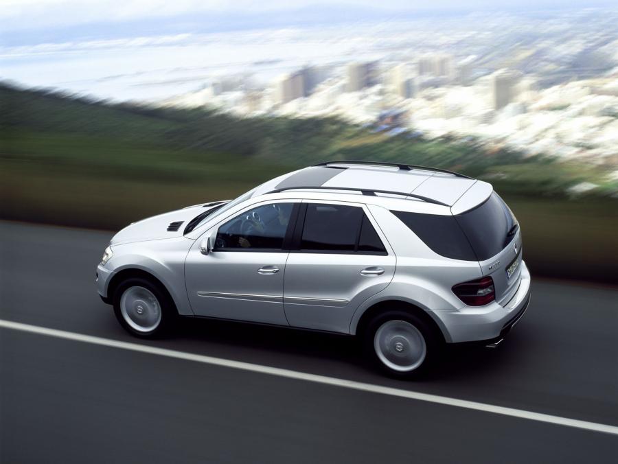  Mercedes-Benz ML-Class 2006 года  (фото 222 из 400)